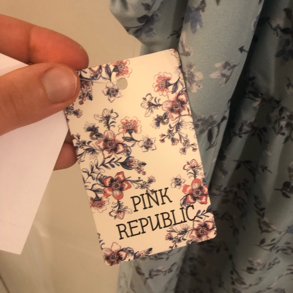 Pink Republic Blue Floral Dress with puff cup sleeves and sweetheart neckline - Picture 9 of 11